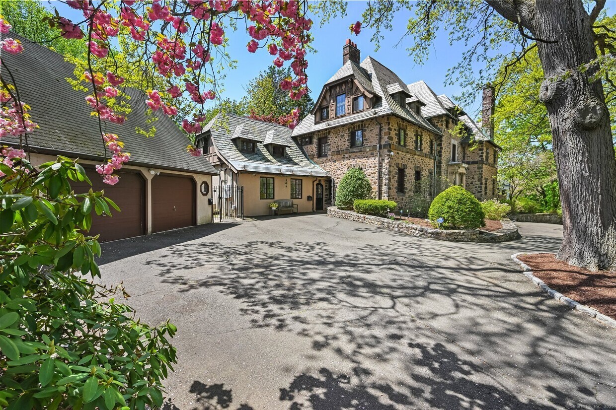 Foto principal - 6 Prospect Ct