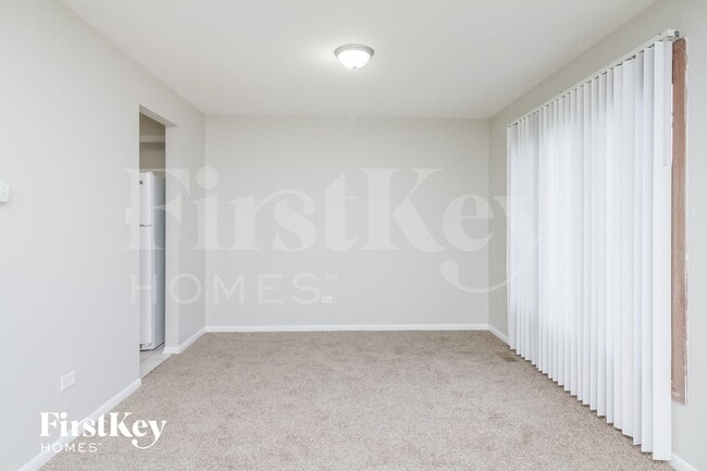 Building Photo - 1253 W 187th St