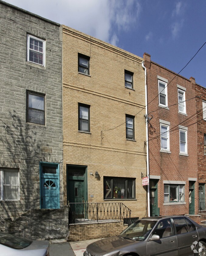 Primary Photo - 808 S 10th St