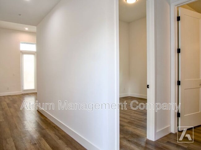 Building Photo - 201 Sanford Ave