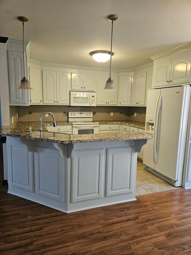 Foto del edificio - 208 Killdeer Dr