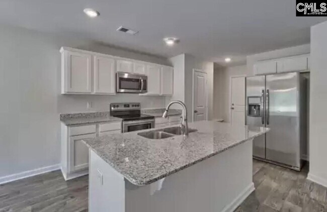 Foto del edificio - 323 Longstone Ct