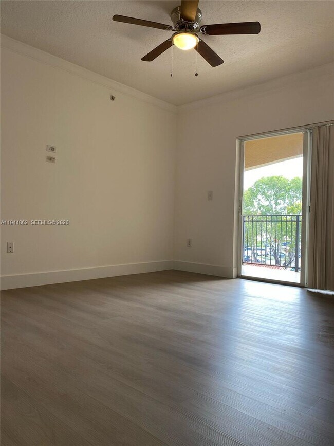 Foto del edificio - 220 SW 116th Ave