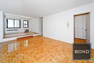 Building Photo - 85 Eighth Avenue