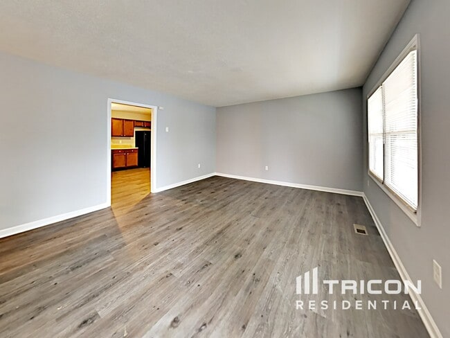 Building Photo - 914 Canton Pl