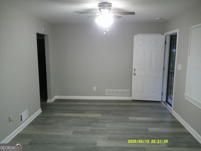 Foto del edificio - 166 Polar Rock Rd SW