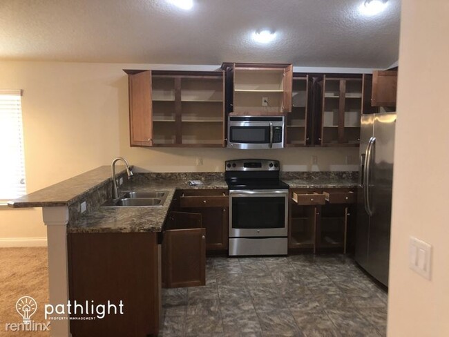 Building Photo - 3 br, 2 bath House - 621 Coral Trace Boule...