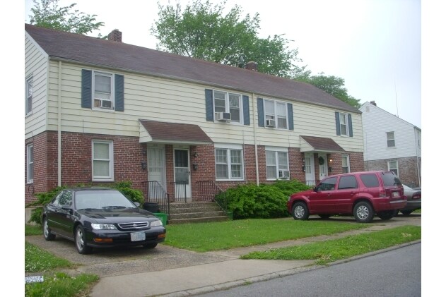 Foto del edificio - 1085-1091 Kelly Dr