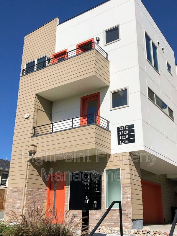Building Photo - 1216 Perry St