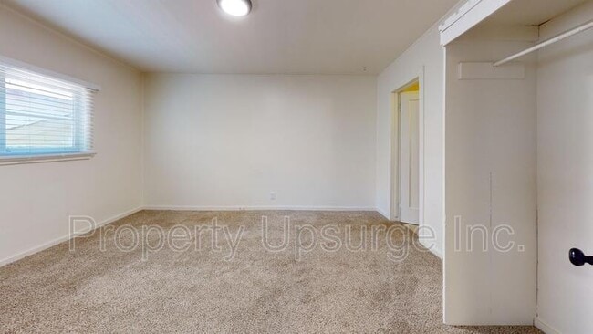 Foto del edificio - 630 Bird St