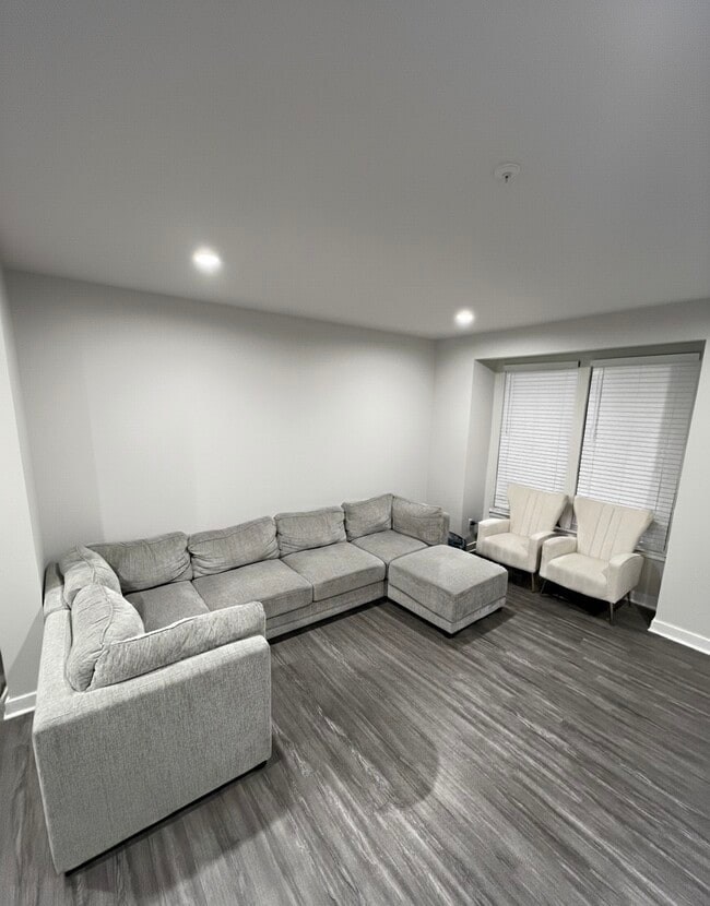 Foto del edificio - 342 Music Hall Way