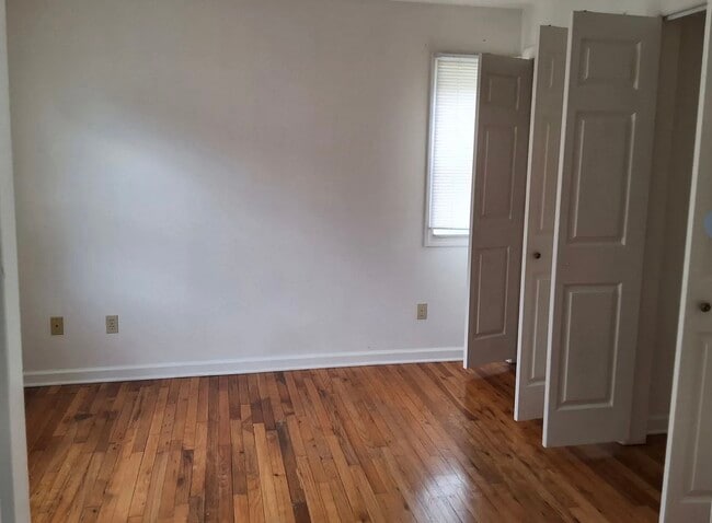 Foto del edificio - 307 Florida Ave