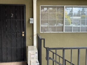 Building Photo - 1047 El Camino Real