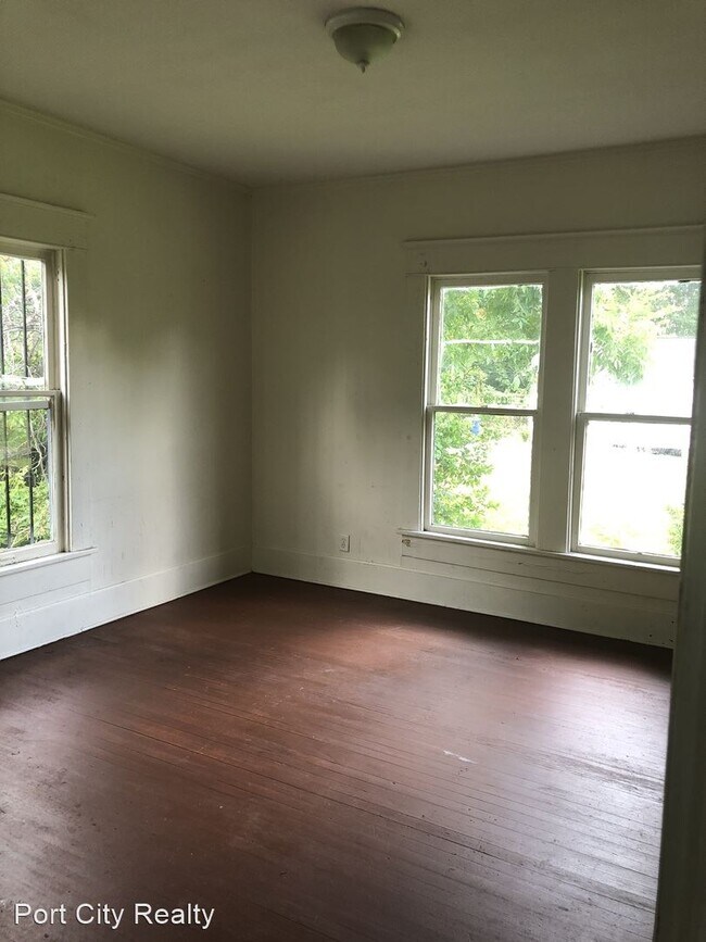 Building Photo - 2 br, 1 bath House - 3109 Darien St.