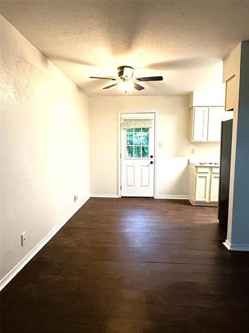 Foto del edificio - 101 Redbud Ct