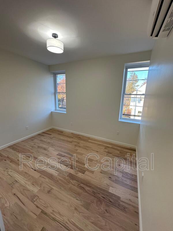 Foto del edificio - 15 Palisade Ave