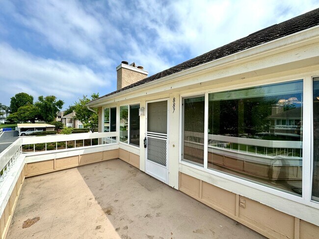 Building Photo - Great 2B/1.5BA Condo in Carlsbad!