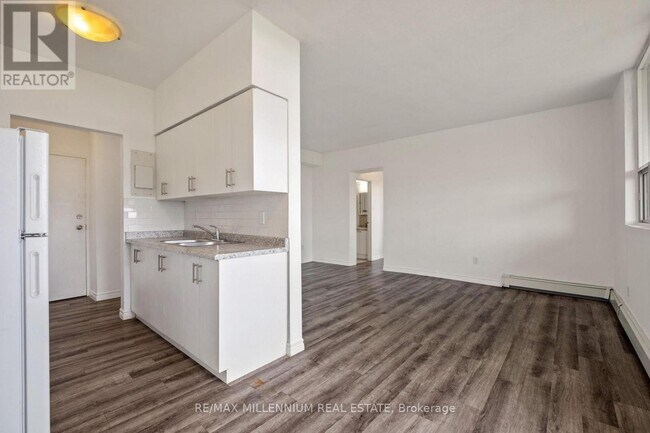 Photo du bâtiment - 420 Greenhill Ave