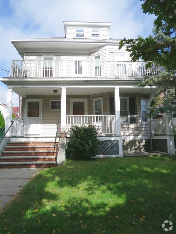 Building Photo - 5 Freeman St