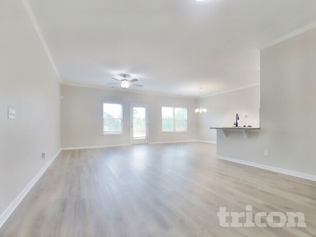 Foto del edificio - 45 Oak Hollow Way