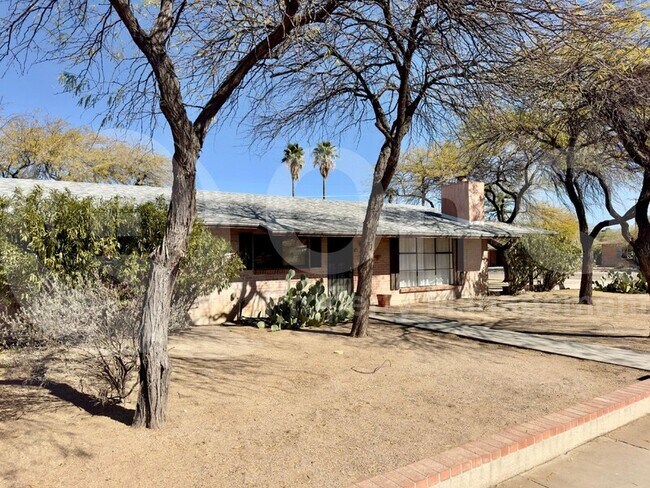 Foto del edificio - 5427 E Eastland St