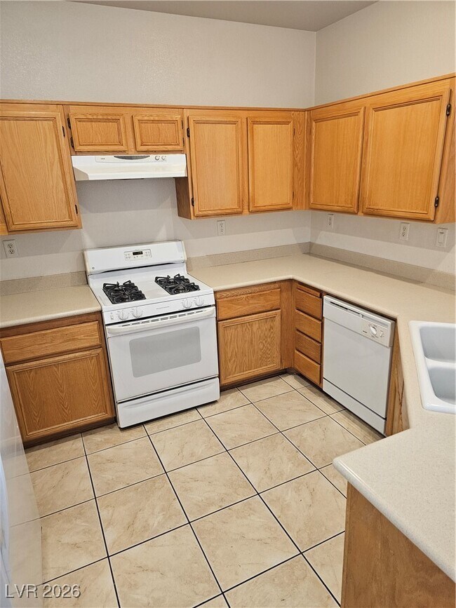 Foto del edificio - 434 Manderley Ct