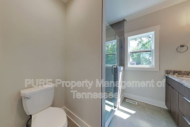 Building Photo - 2713 Torbett St