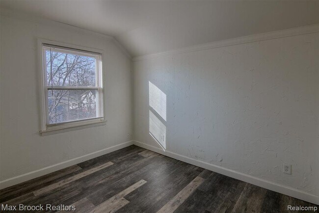 Foto del edificio - 4191 Farner Ave