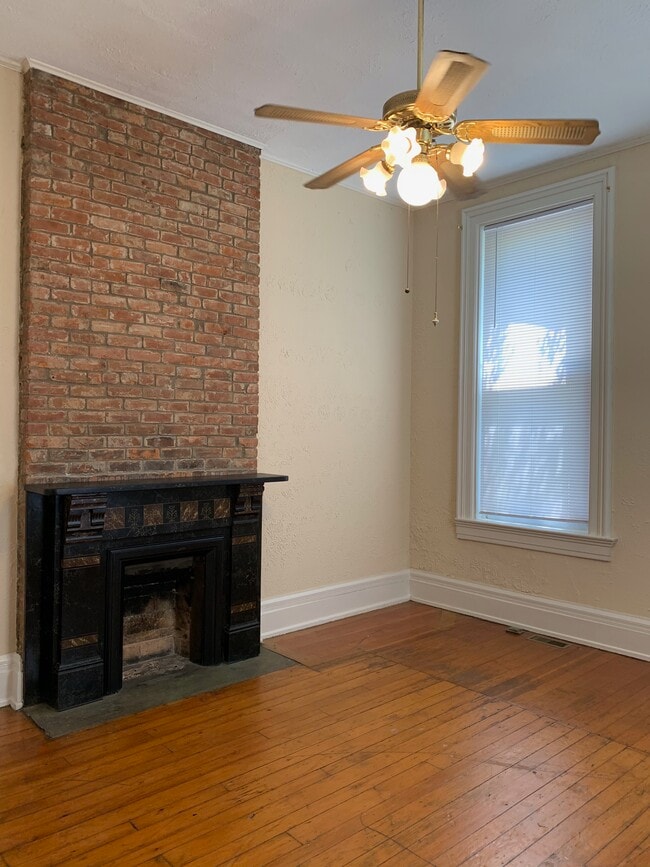 Building Photo - 2435 Ohio Ave