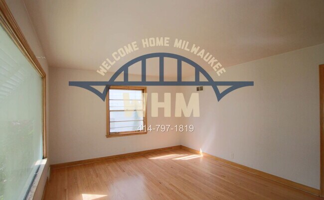 Foto del edificio - 4253 N 63rd St