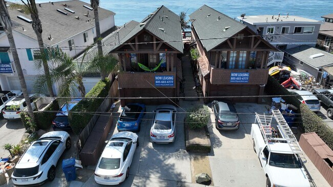 Foto del edificio - 6585 Del Playa Dr
