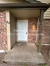 Building Photo - 24 NE 143rd Ave