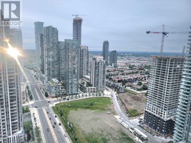 Building Photo - 385 Prince of Wales Dr