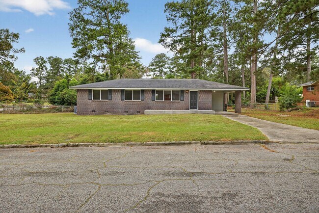Building Photo - 2327 Mura Dr