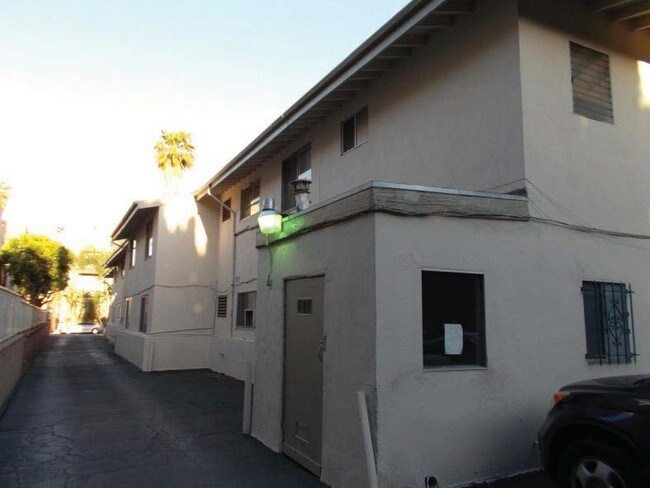 Building Photo - The Murdine Apartments