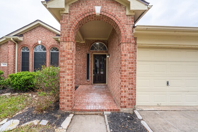 Building Photo - 1126 Noble Glen Dr