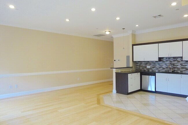 Foto del edificio - 473 Revere Beach Pky