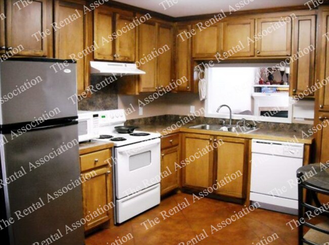 Foto del edificio - 1207 Moss Hill Dr