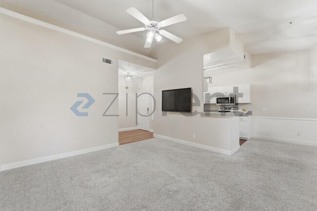 Foto del edificio - Unit 212