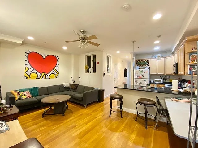 Foto del edificio - 1021 Tremont St