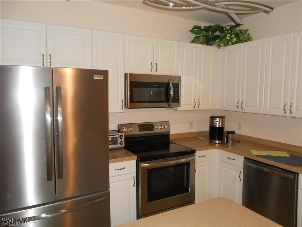 Foto del edificio - 9621 Spanish Moss Way