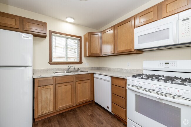 3 habitaciones, 2 baños, 1060 pies cuadrados, cocina - Arrowhead Apartments & Townhomes