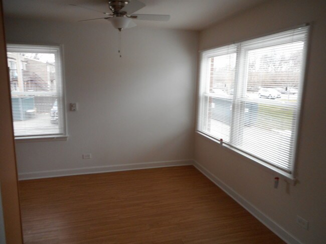 Foto del edificio - 240 N Smith St