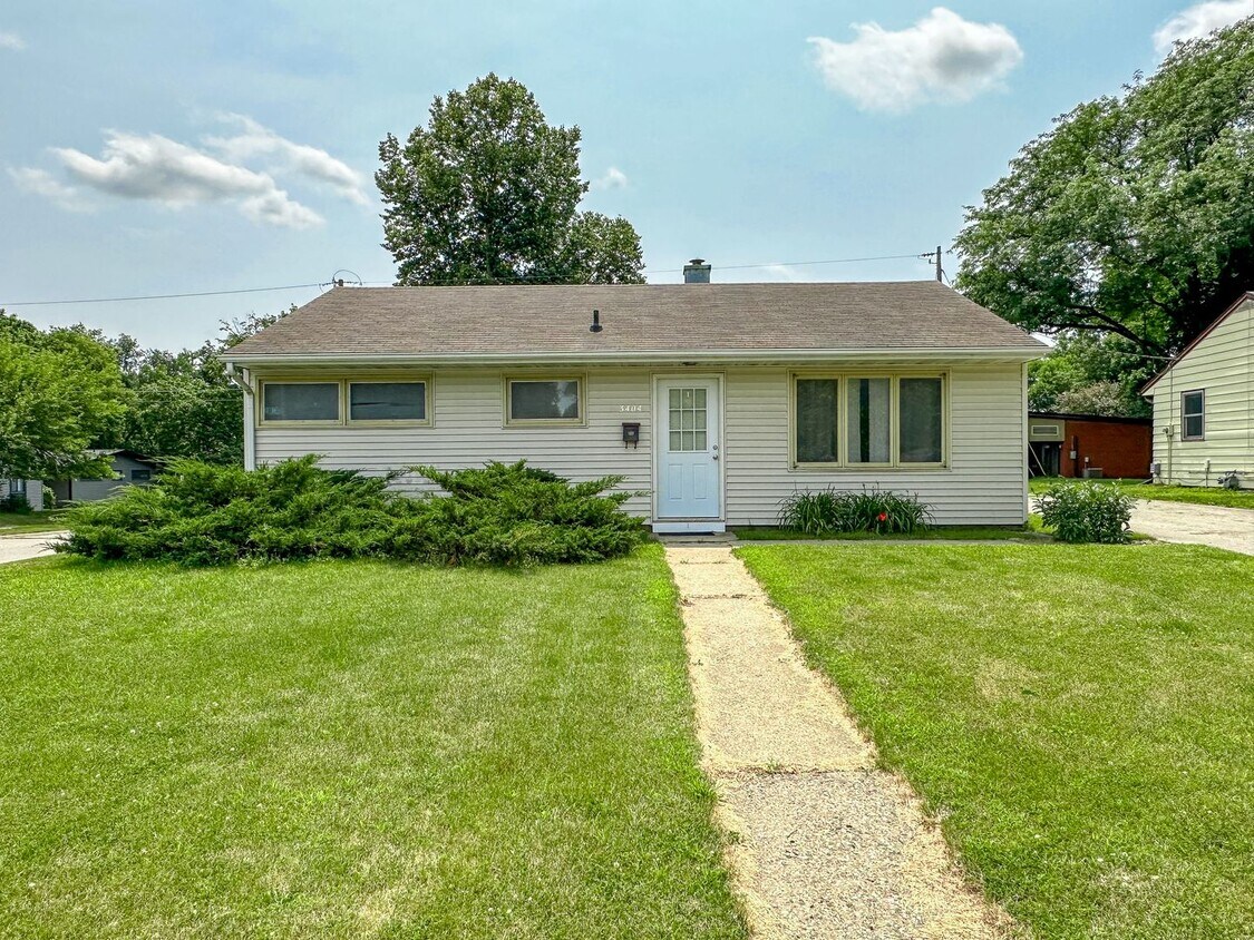 Primary Photo - 3404 West St