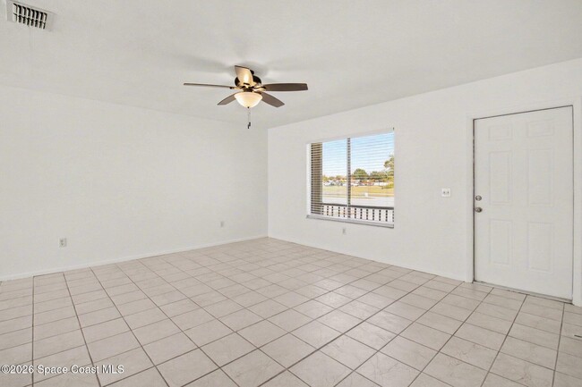 Foto del edificio - 1230 Port Malabar Blvd NE