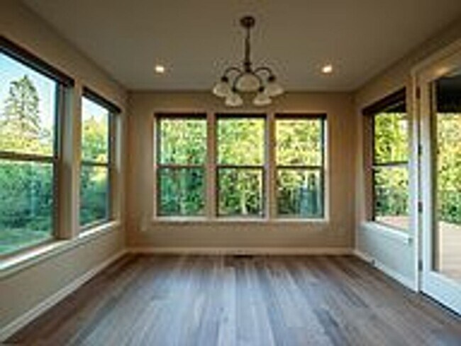 Building Photo - Charming Custom Camas Home in Gated Community