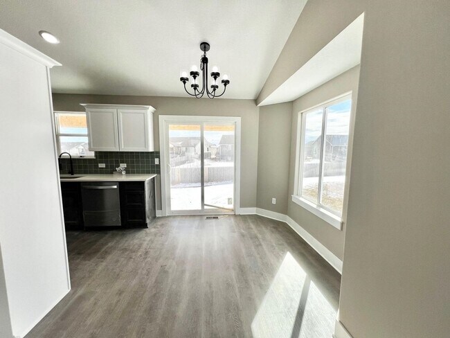 Foto del edificio - 2267 S Chateau Ct