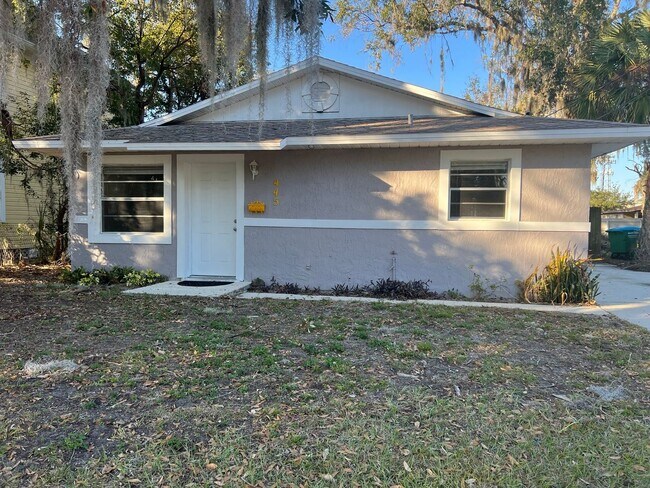 Foto del edificio - 3 br, 2 bath House - 445 Garfield Ave