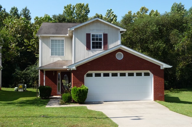 Building Photo - 64 Woodfield Pl