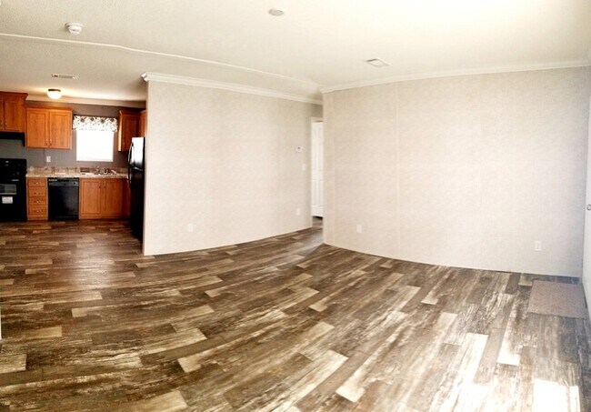 Building Photo - Brand New Manufactred home
